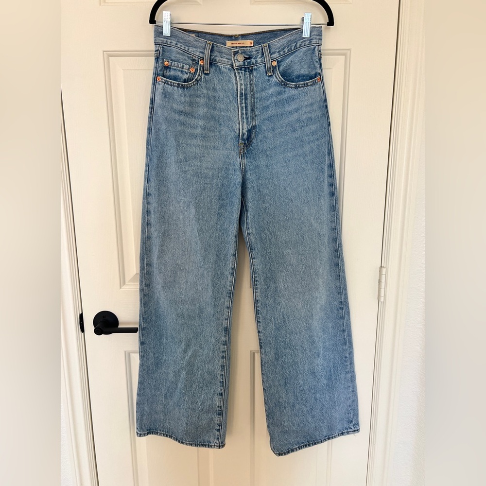 LEVI’S RIBCAGE WIDE LEG JEANS